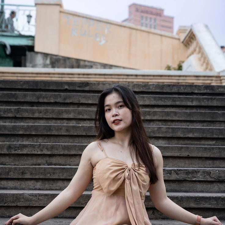 Jordan Riley, Client Relations Director, discussing corporate gifting strategy with business clients